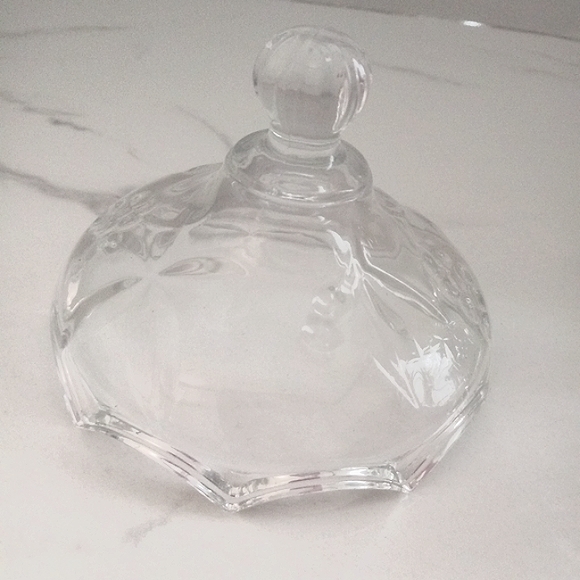 Petite Glass Jewelry / Trinket Bowl With Lid - Picture 4 of 4